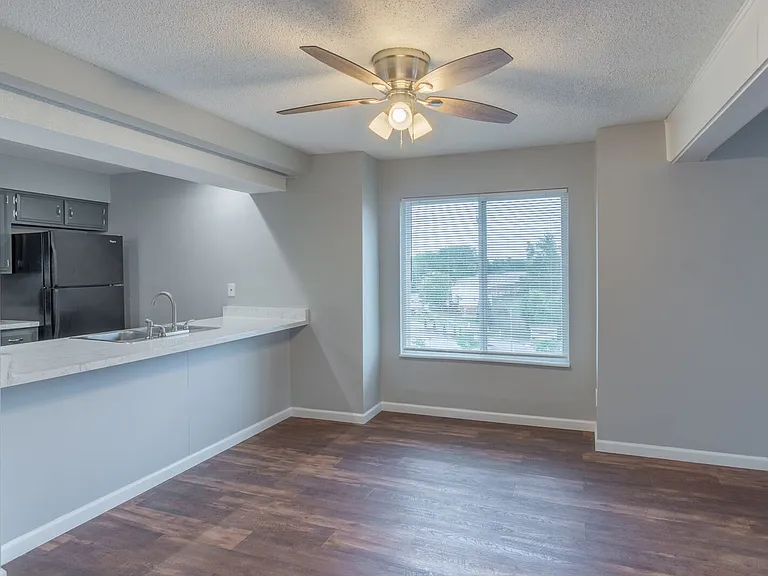 Northpark Apartments — Photo 4
