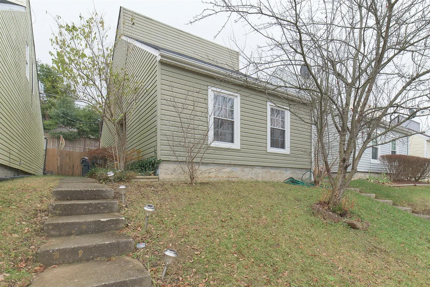 3614 Bold Bidder Dr photo 1