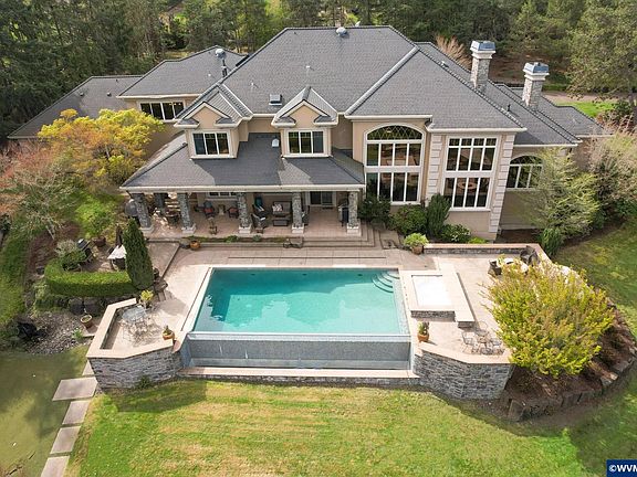 2nd image of 1450 N Albany Rd NW