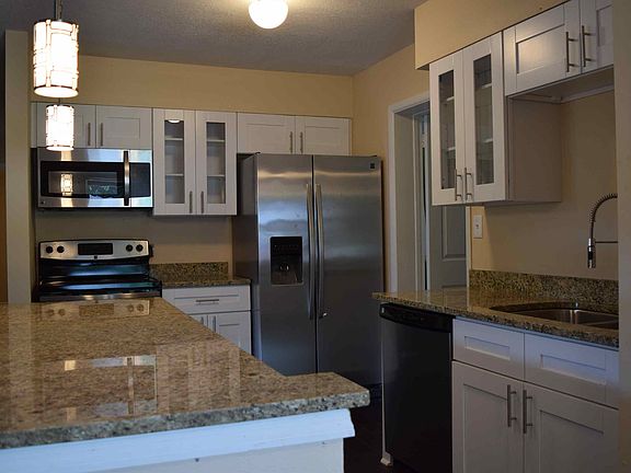 4th image of 6306 Julie St