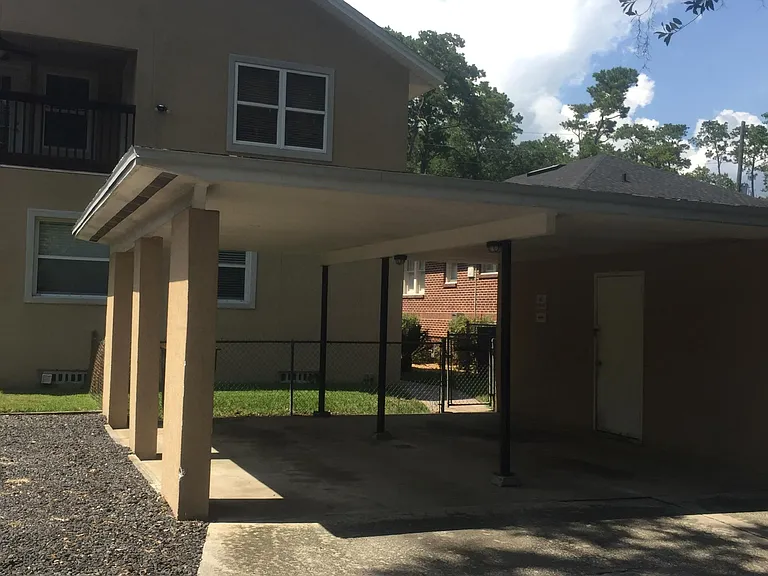 3722 Saint Johns Ave — Photo 9