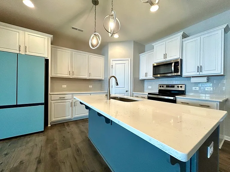 12038 Wigeon Way — Photo 4