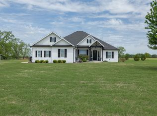 15350 Blackburn Rd, Prairie Grove, AR 72753