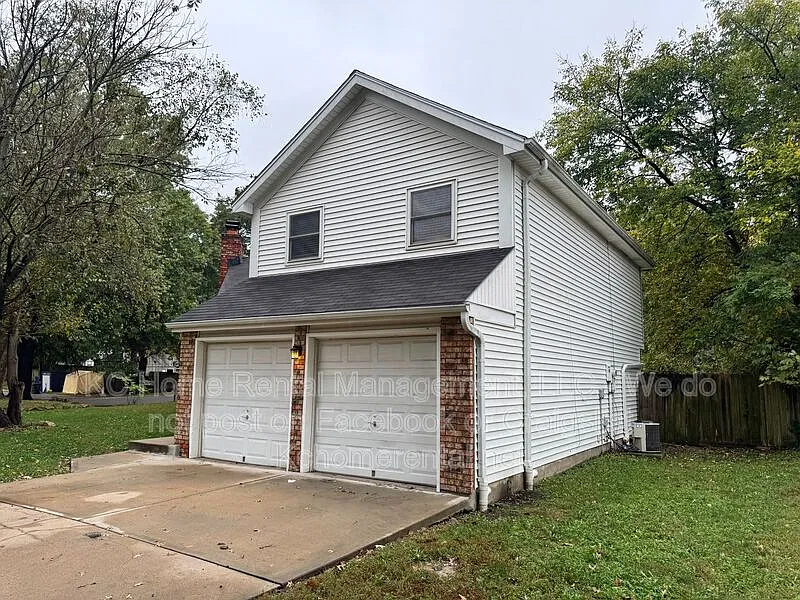 3 bed, 2.0 bath, $1,750 — Photo 2