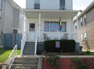 186 Division St, Hanover Township, PA 18706