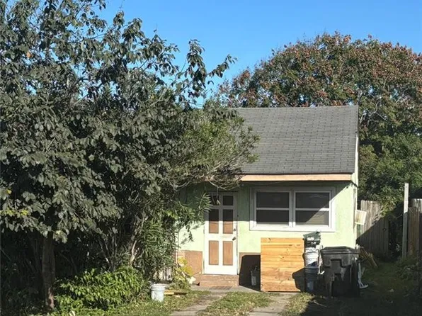 7111 Downman Rd, New Orleans, LA 70126