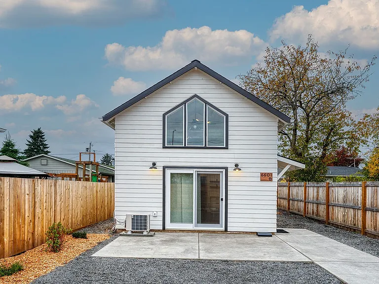 6601 SE 94th Ave #B — Photo 4
