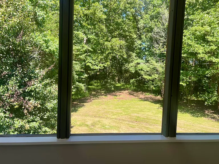 601 Southdale Cir — Photo 14