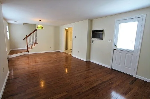 27 Fallon Ct — Photo 5