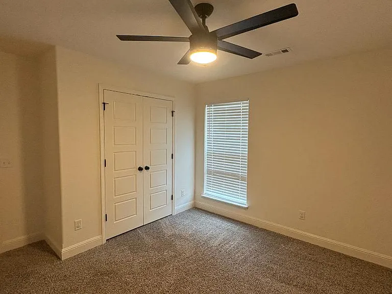 Unit Photo