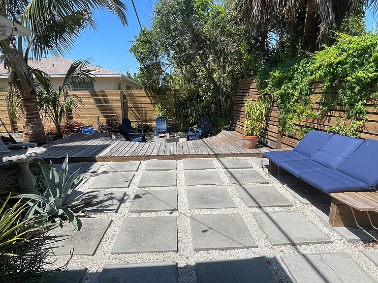 1124 Bayshore Rd — Photo 17