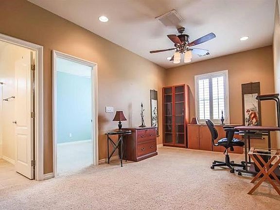 5th image of 9802 Crescent Lodge Ct