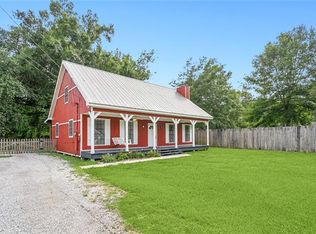 1930 Dupard St, Mandeville, LA 70448