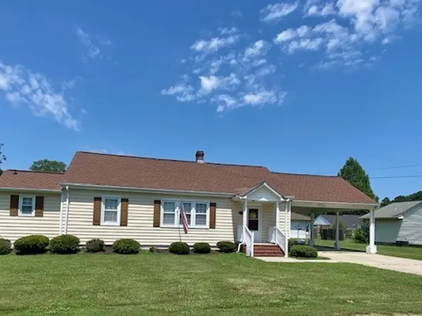 312 Ivey St, Jarratt, VA 23867