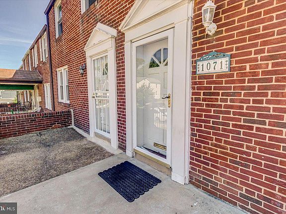 3rd image of 1071 Wilmington Ave