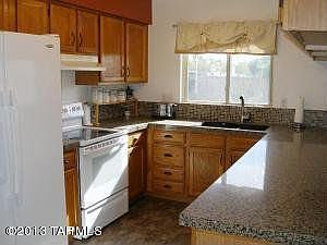4th image of 9216 N Pheasant Ct