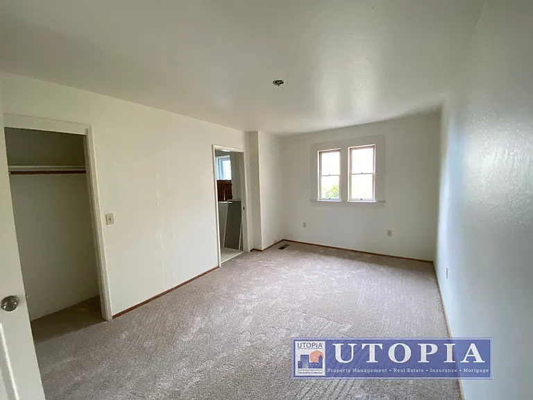 304 Main St — Photo 15