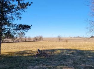 304 Craig Rd, Edgerton, WI 53534