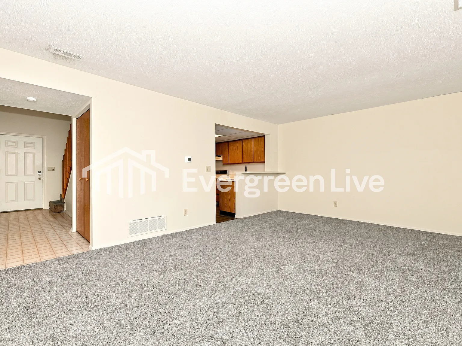 2 bed, 2.5 bath, 1232 sqft, $1,195 — Photo 4