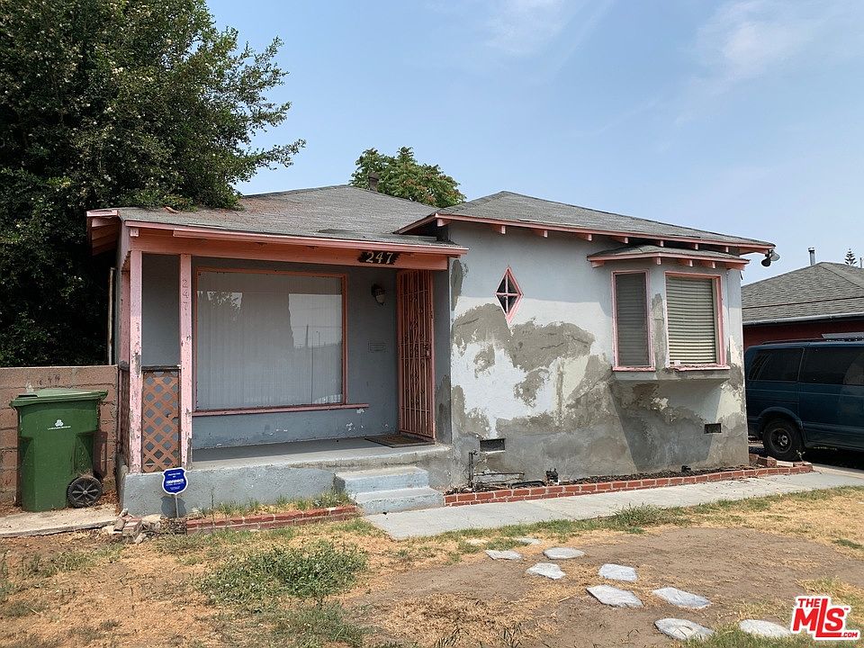 1st image of 247 E 119th St