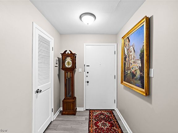 2nd image of 20100 Fairmount Blvd APT 306