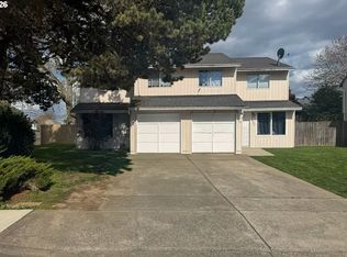 2902 SE 38th Ct, Hillsboro, OR