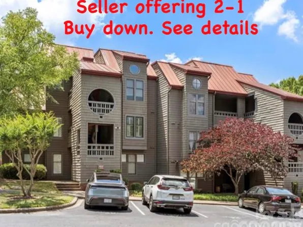 9037 J M Keynes Dr Unit 28, Charlotte, NC 28262