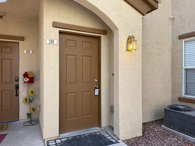 3910 Legend Hills St #201 — Photo 1