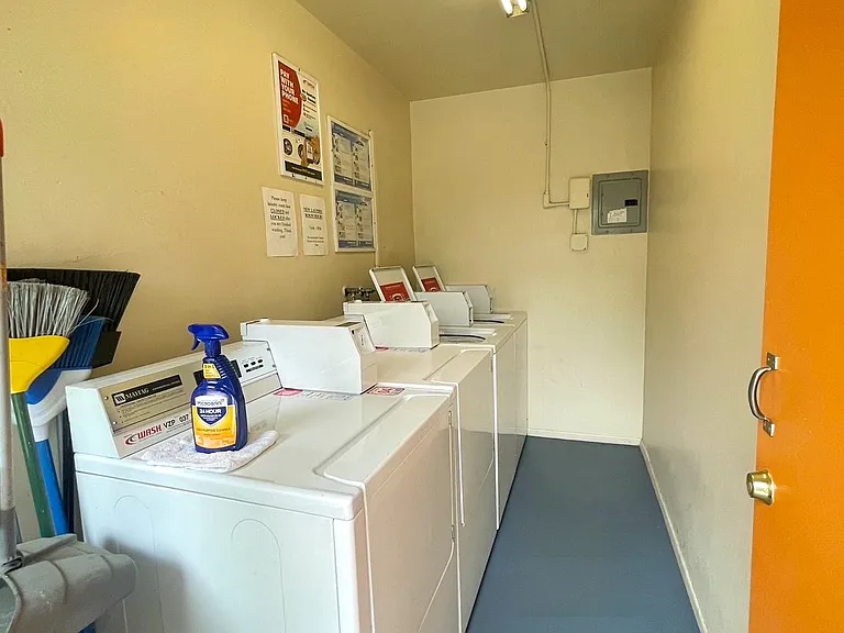150 E Alvarado St #9 — Photo 10