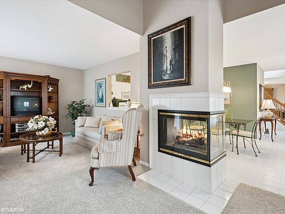 5th image of 1499 Laurel Oaks Dr