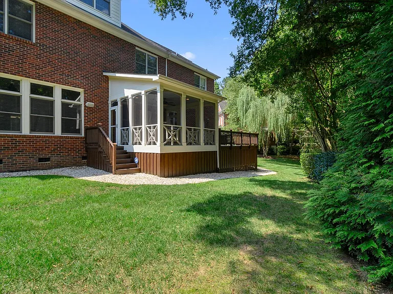 7615 Quail Park Dr — Photo 35
