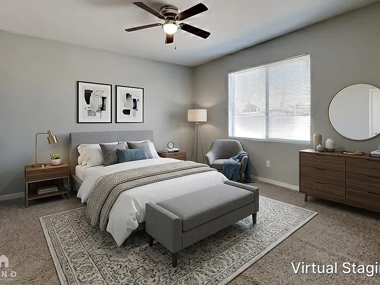 6041 S 8th Pl — Photo 3