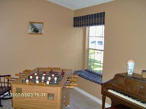 4th image of 11118 Windpoint Dr