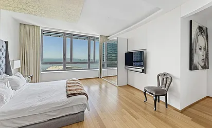 Rented by R New York