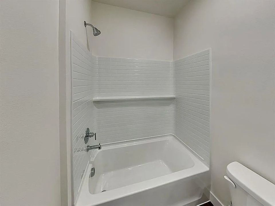 1st image of 8616 47th Pl NE