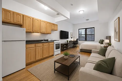 52 W 14th St #5 Photo 1