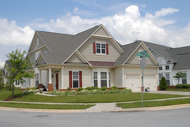 1st image of 7400 Frostwood Cir