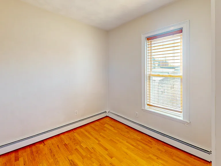 1 Henderson Ave #2 — Photo 15