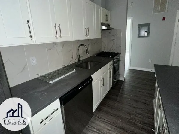 97 Clinton Ave #202B, Newark, NJ 07102