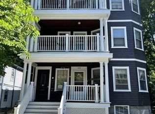 160 Williams St FLOOR 3, Jamaica Plain, MA 02130