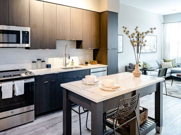 1501 Harry Thomas Way NE #U657