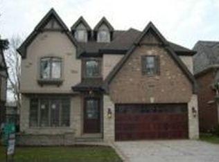 692 S Parkside Ave, Elmhurst, IL