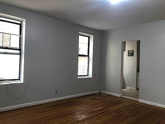 1st image of 571 W 156th St #36