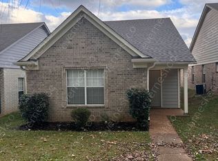 1236 Whitten Rd, Cordova, TN 38018