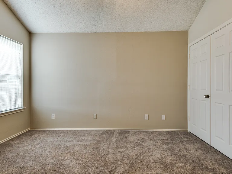 1461 Javelin Way — Photo 9
