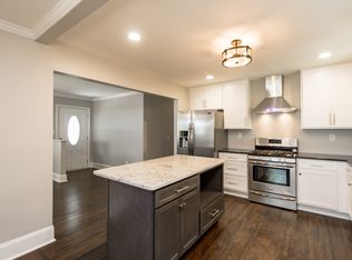 6246 Candlewood Dr, Charlotte, NC