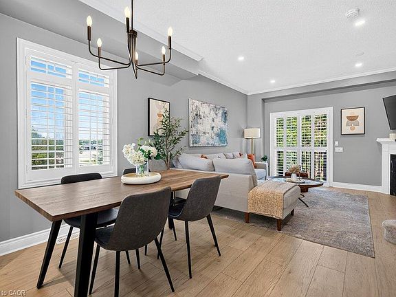 3rd image of 5080 Fairview St #40
