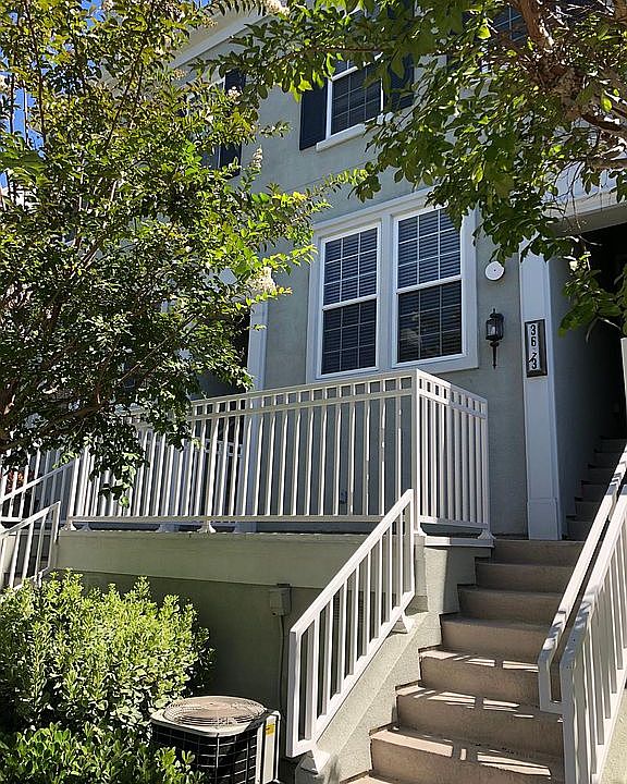1st image of 3673 Whitworth Dr