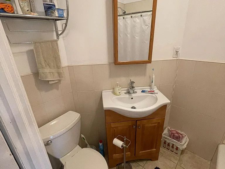 4734 Hazel Ave #1 — Photo 5
