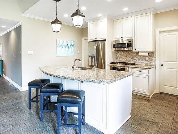5th image of 4806 Omeara Dr